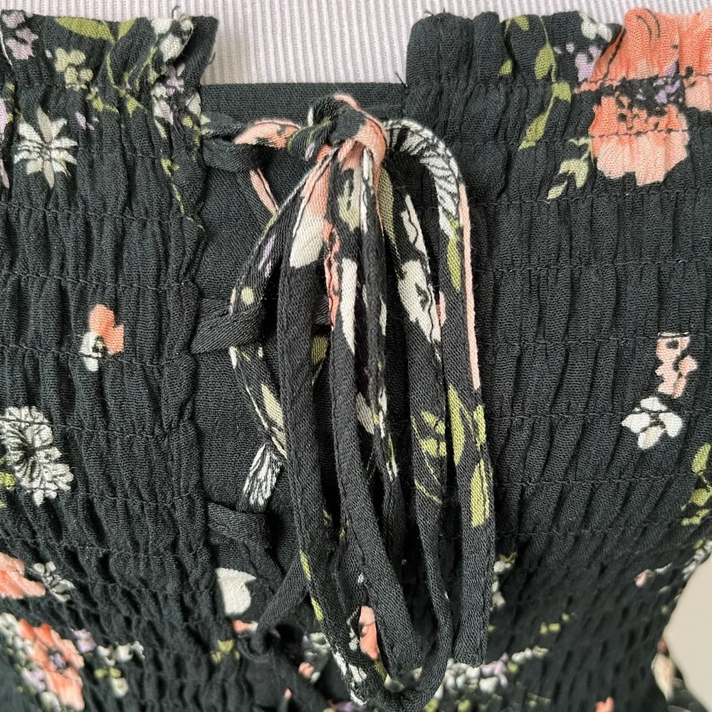 Romper - Picture 2 of 4